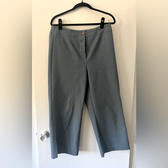 Ann Taylor pants. - Picture 1 of 2